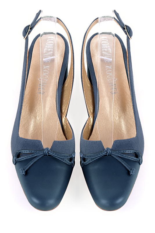 Denim blue women's open back shoes, with a knot. Round toe. Low kitten heels. Top view - Florence KOOIJMAN